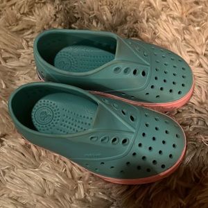 Girls natives size 10